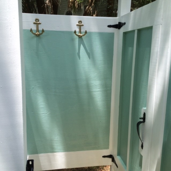 Outdoor shower dressing room