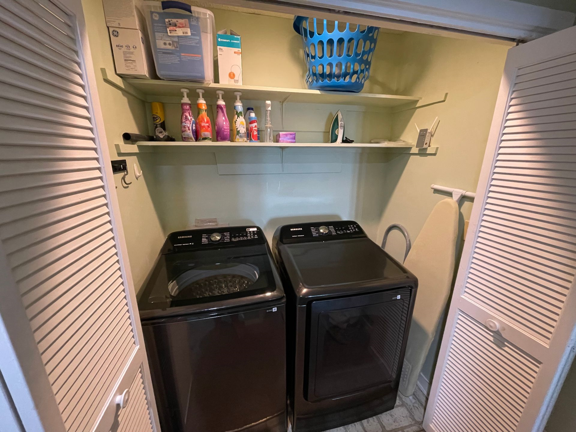 NEW high end washer and dryer - Laundry room fully stocked with all supplies you need!